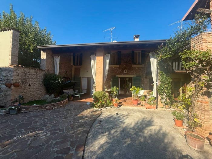 Casa con 5 locali in vendita in Via Trieste, Centro, Montichiari