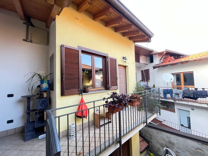 Appartamento bilocale in vendita in Via Giacomo Matteotti, Castello Cabiaglio
