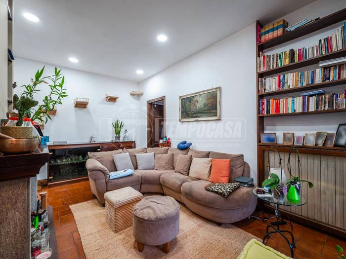 Appartamento quadrilocale in vendita in Via Bernardino Verro, Vigentino Fatima, Milano