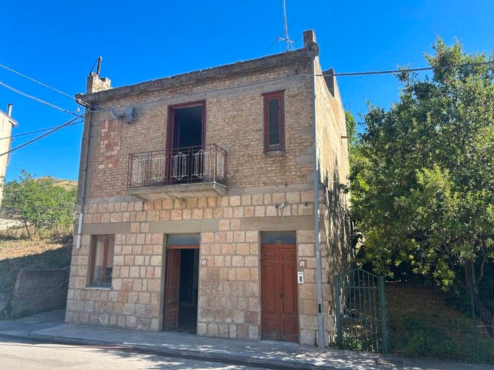 Casa con 5 locali in vendita in Via Palermo, Centro, Castellana Sicula