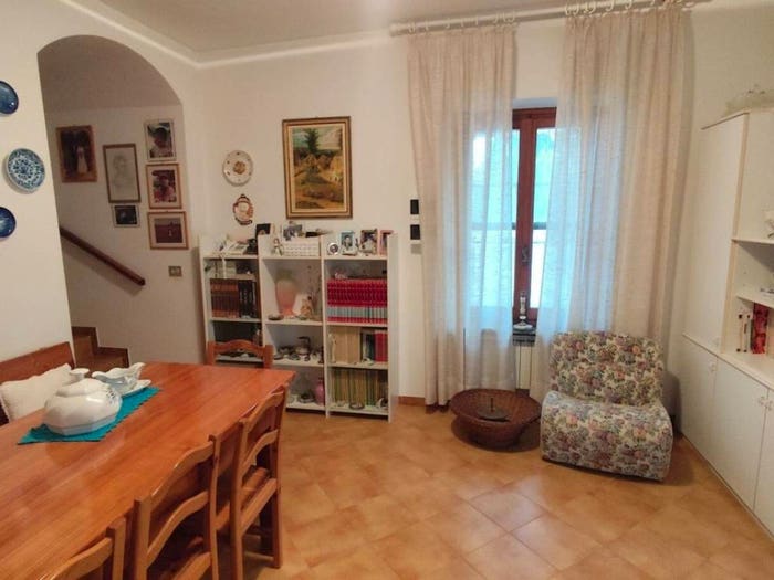 Appartamento con 5 locali in vendita in Via Piste, Centro, Loano