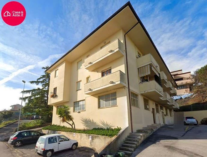 Appartamento con 6 locali in vendita in VIA FRIULI, Centro, Monte Urano
