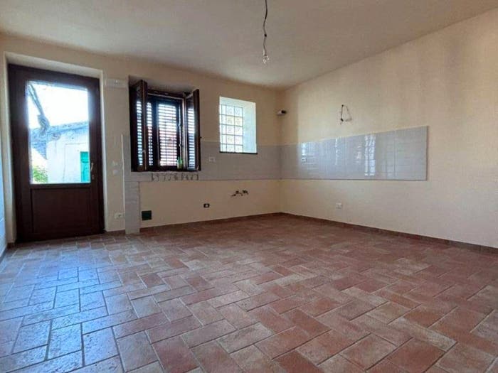Casa quadrilocale in vendita in Via Giacomo Matteotti, Le Maggiola Gello, San Giuliano Terme