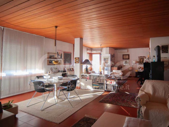 Casa con 6 locali in vendita in via valussi, Viale Venezia Cormor, Udine