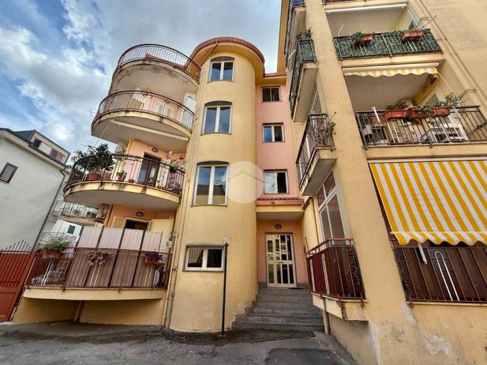 Appartamento trilocale in vendita in Via Piave, Centro, Acerra
