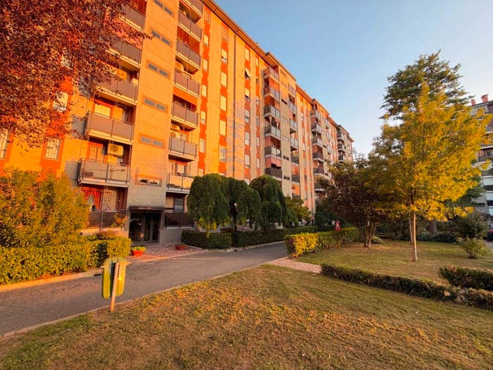 Appartamento trilocale in vendita in Via Francesco Cilea, Gallaratese, Milano