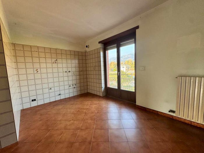 Appartamento quadrilocale in vendita in via Tegas, Airali, Luserna San Giovanni