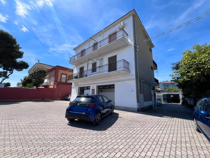 Appartamento trilocale in vendita in Via Nazionale Adriatica Sud, San Silvestro Spiaggia, Pescara