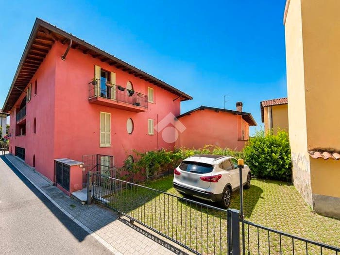 Appartamento trilocale in vendita in Via Olmeda, Capiago Intimiano Olmeda, Capiago Intimiano