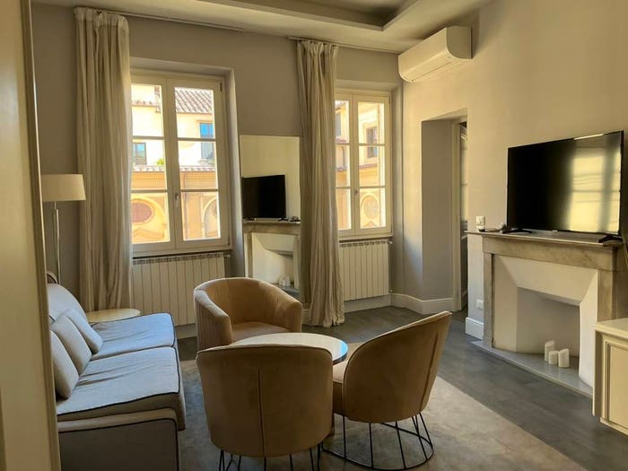 Appartamento trilocale in vendita in Via della Stufa, Duomo, Firenze
