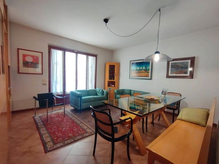 Casa con 6 locali in vendita in Via Corrado da Montemagno, Centro, Quarrata