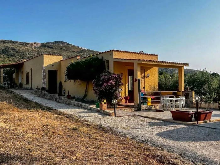 Casa con 6 locali in vendita in Sp, Centro, Custonaci