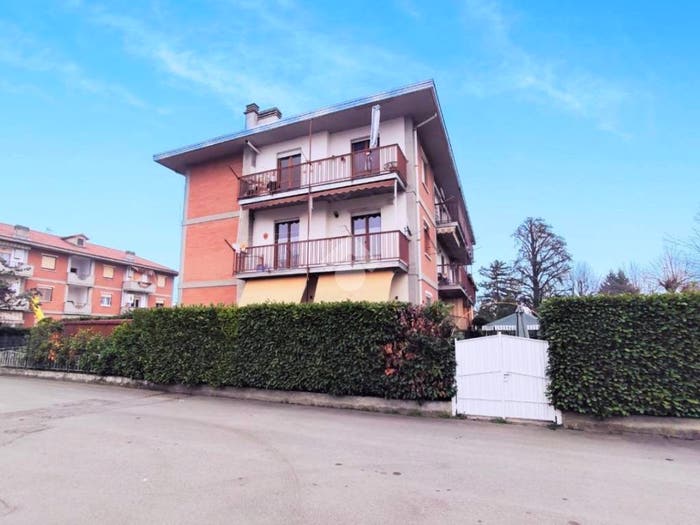 Appartamento quadrilocale in vendita in Via Novi, Centro, Basaluzzo