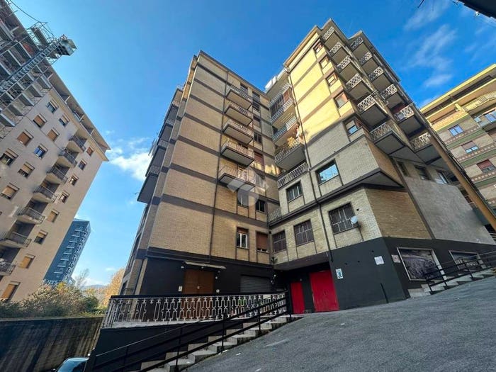 Appartamento quadrilocale in vendita in Via Tagliamento, Emanuele II C Colombo Morelli e Silvati, Avellino