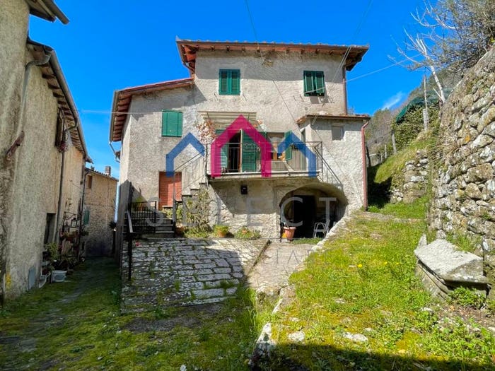Appartamento trilocale in vendita in Benabbio, Bagni di Lucca