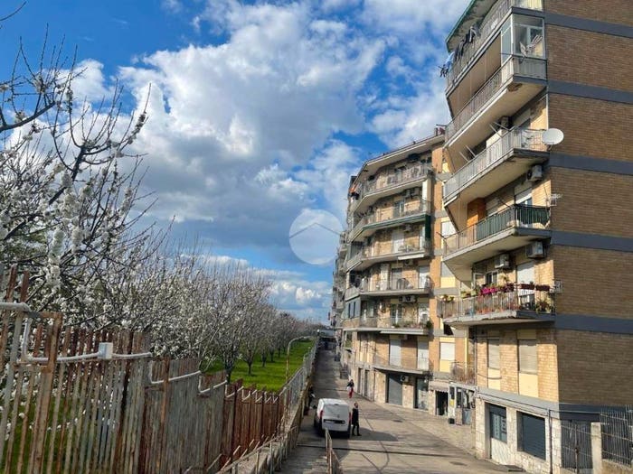 Appartamento trilocale in vendita in Via Nazionale delle Puglie, Arpino, Casoria