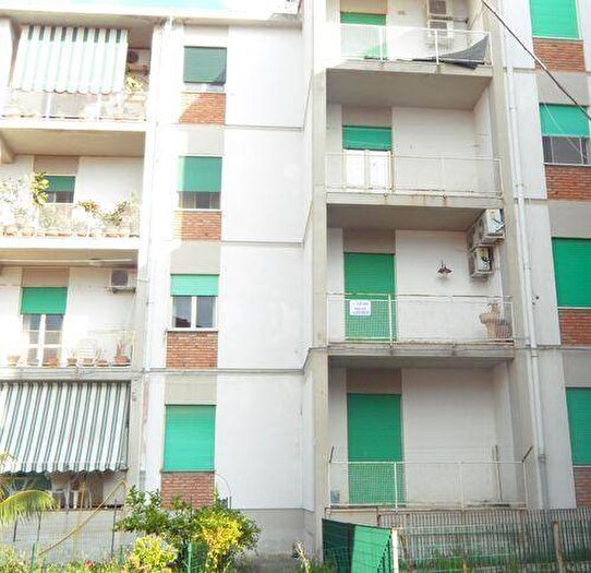 Appartamento quadrilocale in vendita in Via Puglie, Centro, Sant'Agata di Militello