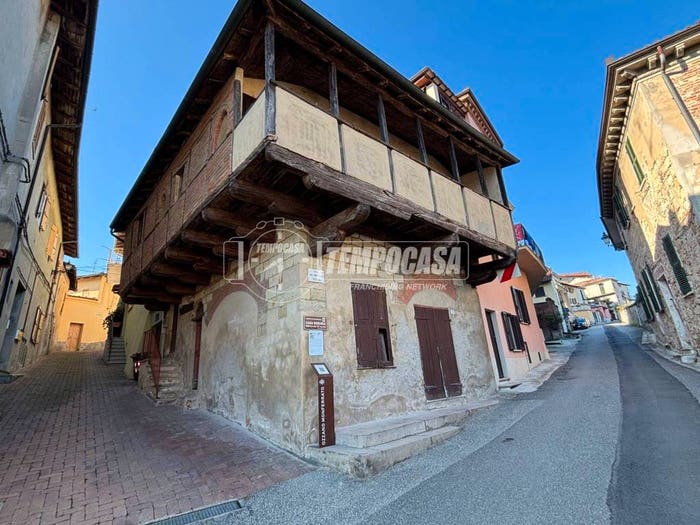 Casa quadrilocale in vendita in Via Pietro e Giovanni Sosso, Ozzano Monferrato