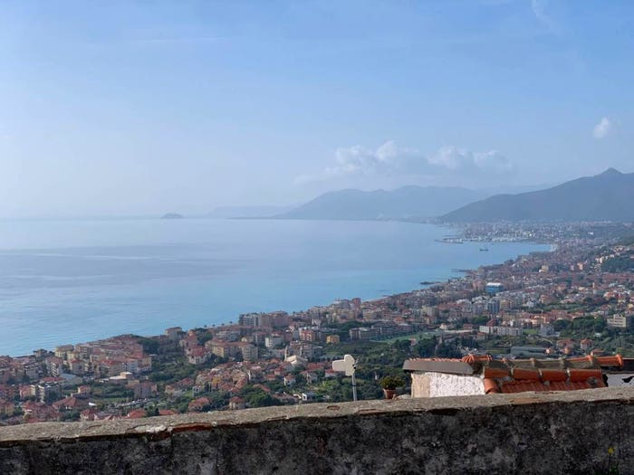 Casa con 5 locali in vendita in Via Ortari e, Verezzi, Borgio Verezzi
