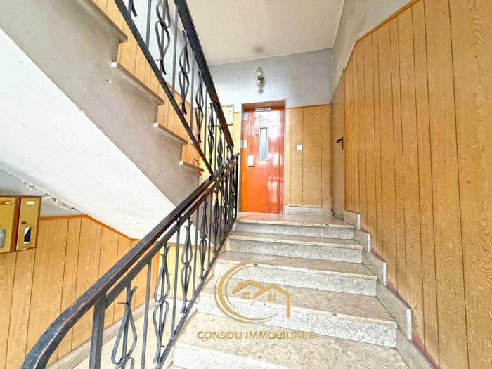Appartamento con 5 locali in vendita in Piazza Sacerdote Domenico Spina, Centro, Giarre