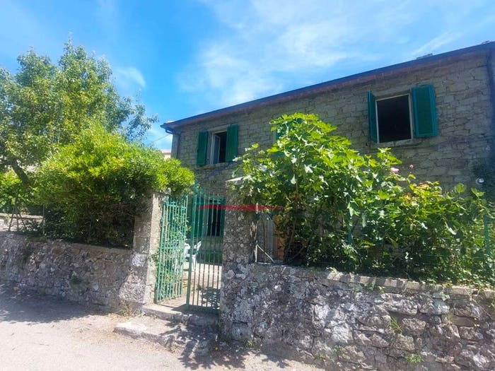 Casa con 5 locali in vendita in Via Nuova, Faltona, Talla