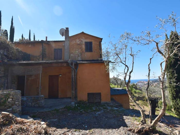 Casa con 6 locali in vendita in Oneglia, Imperia