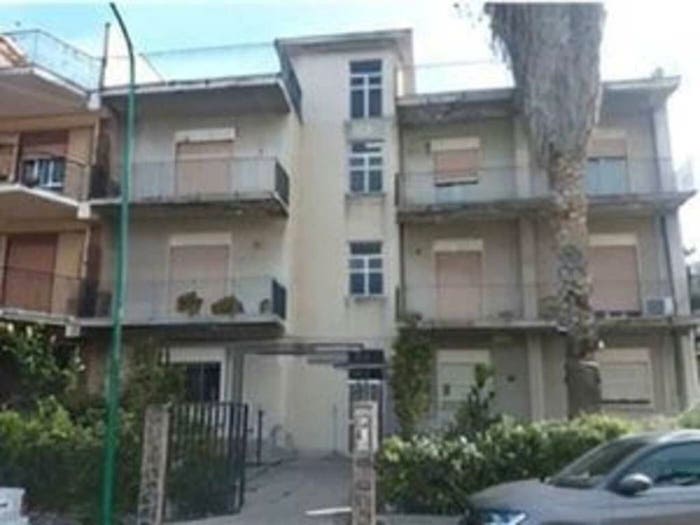 Appartamento con 6 locali in vendita in Viale Europa Torregrotta ME Italia, Centro, Torregrotta