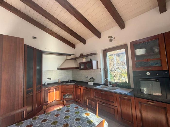 Casa con 5 locali in vendita in Via del Ronco, Montalenghe