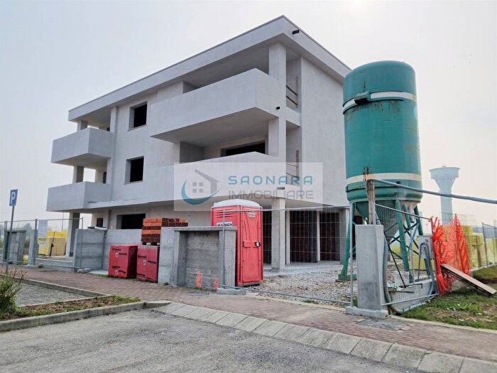 Appartamento quadrilocale in vendita in Via Madonnetta, Centro, Arzergrande