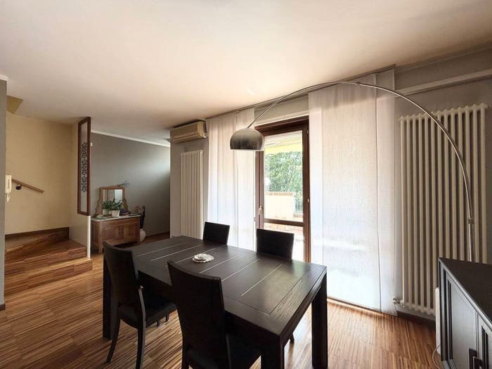 Casa con 6 locali in vendita in VICOLO CAVOUR, Centro, Cornedo Vicentino