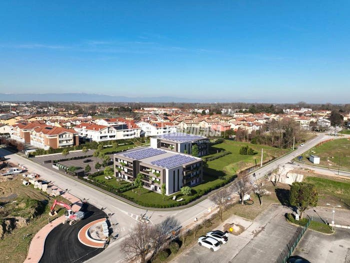 Appartamento trilocale in vendita in Via Leone Marzolla, Limena