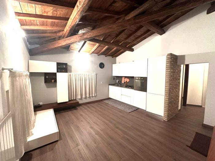 Appartamento bilocale in vendita in Via Sant'Ambrogio, Centro Storico, Albano Laziale