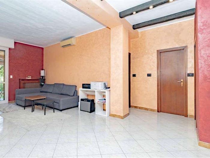 Appartamento trilocale in vendita in Comasina, Milano