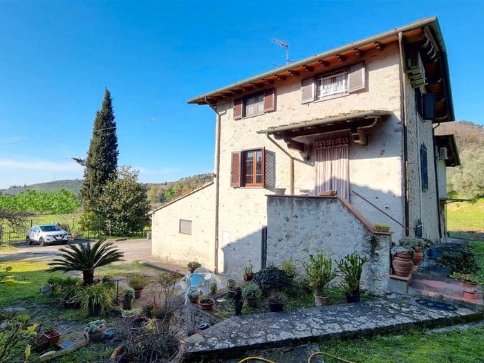 Casa con 6 locali in vendita in Massarosa Paese, Massarosa