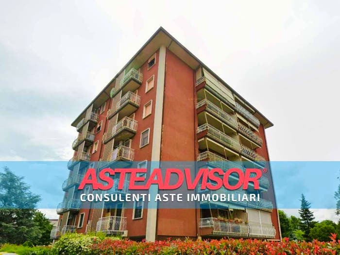 Appartamento con 6 locali in vendita in Via Francesco Crispi, Novi Ligure