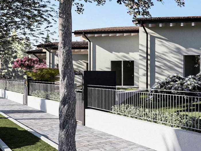 Casa quadrilocale in vendita in Via Risorgimento, Calcinato
