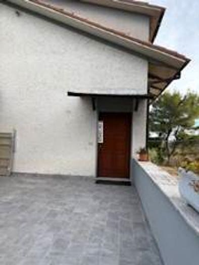 Appartamento con 6 locali in vendita in STRADA DI BUTRIGO, San Biagio Roncosambaccio, Fano