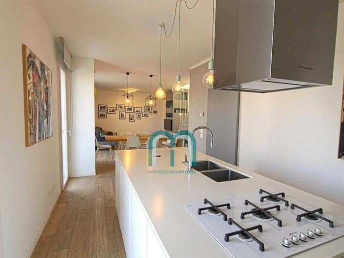 Appartamento con 6 locali in vendita in via trento, Centro, Martellago