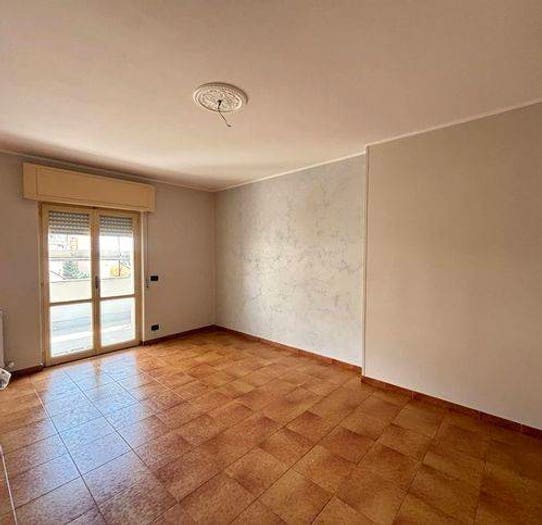 Appartamento quadrilocale in vendita in Via Nicola Misasi, Mater Domini Cavita, Catanzaro