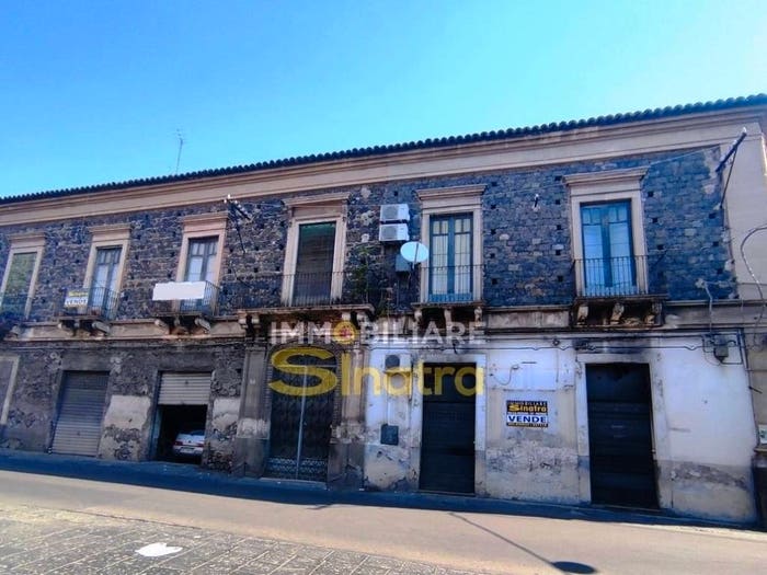 Casa con 6 locali in vendita in Via Santa Caterina, Paternò