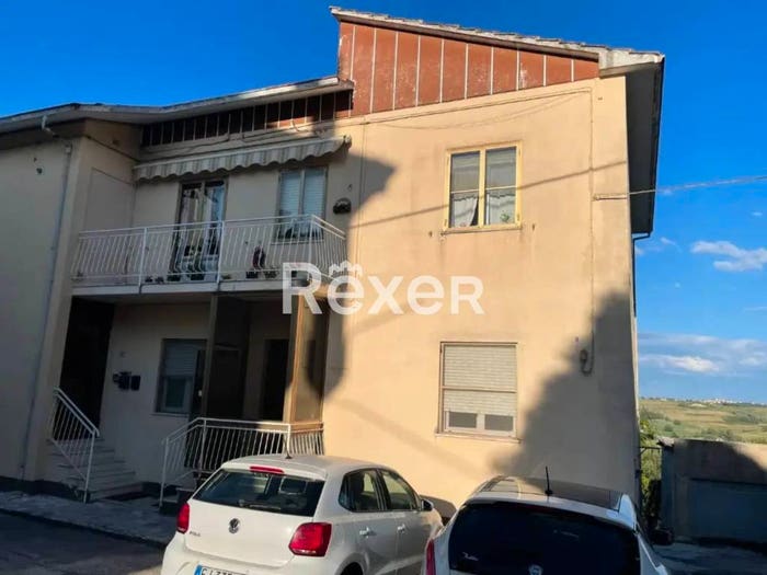 Appartamento con 6 locali in vendita in Largo Marina, Centro, Ostra