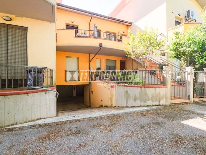 Appartamento trilocale in vendita in Via Crociarone F, Castiglione Villa Inferno Montaletto, Cervia