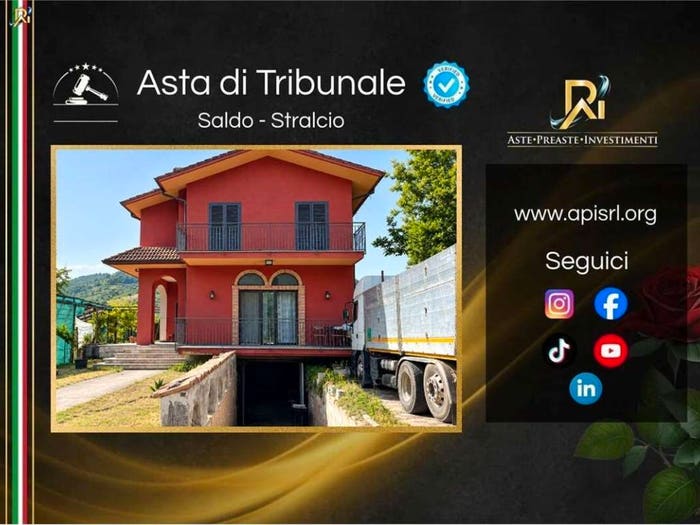 Casa con 6 locali in vendita in Via Occhitelli, Volturara Irpina