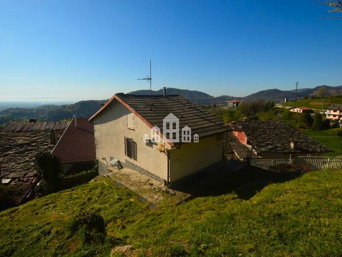 Casa trilocale in vendita in Ronchi san Bernardo Loc Trione, Cuorgnè