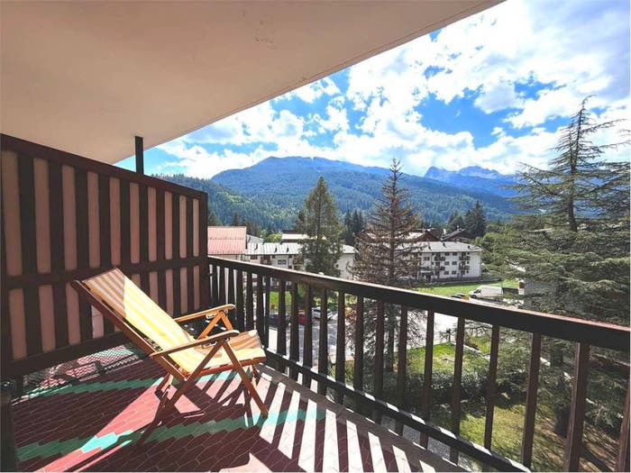 Appartamento trilocale in vendita in Viale Bramafam, Centro, Bardonecchia