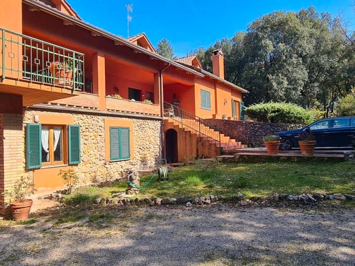 Casa con 6 locali in vendita in Via dell'Erica, Città della Domenica Monte Malbe, Perugia