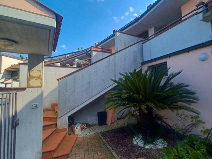 Casa con 6 locali in vendita in Frazione Valli di Lisciano, Ascoli Piceno