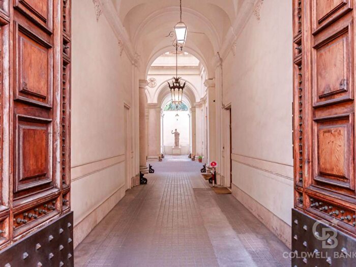 Appartamento con 6 locali in vendita in via venti settembre, Barberini, Roma