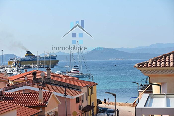 Appartamento quadrilocale in vendita in Golfo Aranci