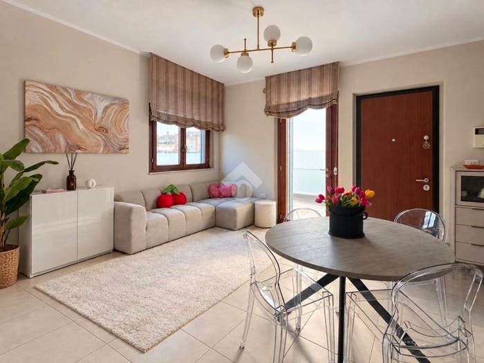 Appartamento trilocale in vendita in Vle della Croce Rossa, Santa Barbara San Sisto, L'Aquila